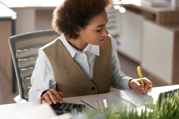 Devenir comptable en Guadeloupe : formations et opportunités de carrière